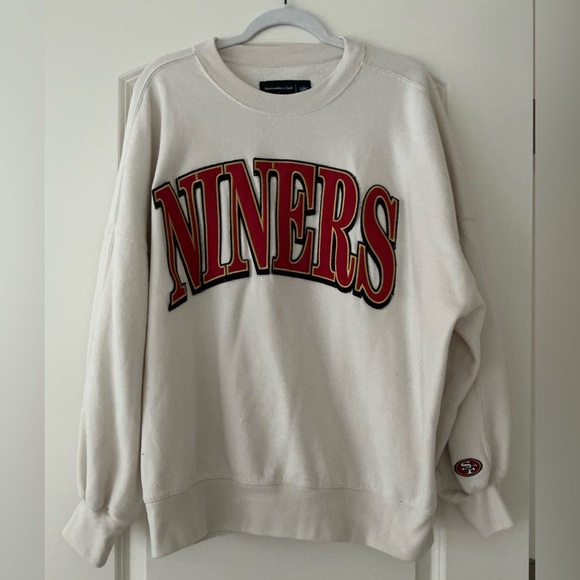 Abercrombie & Fitch Tops - Abercrombie & Fitch Cream NFL Niners 49ers Sweatshirt